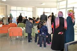 07.11.2016 tarihinde Safa Koleji 2. Sınıf öğrencileri ve öğretmenleri için kütüphanemizde oryantasyon yapıldı (2).JPG