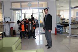 07.11.2016 tarihinde Safa Koleji 2. Sınıf öğrencileri ve öğretmenleri için kütüphanemizde oryantasyon yapıldı (3).JPG