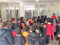 08.11.2016 tarihinde Safa Koleji 3. ve 4. Sınıf öğrencileri ile öğretmenleri için kütüphanemizde oryantasyon çalışması yapıldı  (11).jpeg