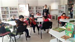 23.03.2017 tarihinde Nermin Eminoğlu Anasınıfı öğretmen ve öğrencileri için kütüphanemizde oryantasyon çalışması yapıldı (3).jpeg