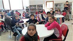29.03.2017 tarihinde Durak Havva Demir İlkokulu 2.ve 3.sınıf öğretmen ve öğrencileri için kütüphanemizde oryantasyon çalışması yapıldı (4).jpeg