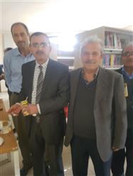 Kütüphanemiz personeli çalışkan, özverili, arkadaş canlısı Mehmet Konak'ı emeklilik günlerine uğurluyoruz. Kütüphanemize verdiği emek ve özverili çalışmaları için kendisine teşekkür eder, emeklili