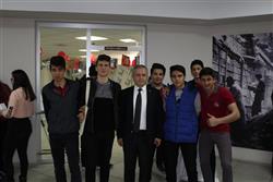 Mehmet Necati Demircan hocamız ‘’Gençlerin Okuma Alışkanlığının Geliştirilmesi ‘’ konulu konferansı ile kütüphanemize renk kattı (22).JPG