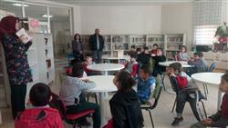 04.04.2018 tarihinde Melikgazi Belediyesi İlkokulu öğretmen ve öğrencileri için kütüphanemizde oryantasyon çalışması yapıldı (5).jpeg
