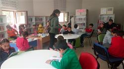 05.04.2018 tarihinde Melikgazi Belediyesi İlkokulu öğretmen ve öğrencileri için kütüphanemizde oryantasyon çalışması yapıldı (1).jpg
