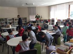 05.04.2018 tarihinde Melikgazi Belediyesi İlkokulu öğretmen ve öğrencileri için kütüphanemizde oryantasyon çalışması yapıldı (6).jpg