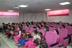 11.04.2018 tarihinde saat 15.00 ‘da Pembe Başyazıcıoğlu Anaokulu öğretmen ve öğrencileri için kütüphanemizde oryantasyon çalışması yapılmıştır.  (5).JPG