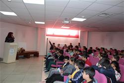 09.05.2018 tarihinde saat 09.45’te Mustafa Yazar İlkokulu öğretmen ve öğrencileri için kütüphanemizde oryantasyon çalışması yapılmıştır (5).JPG