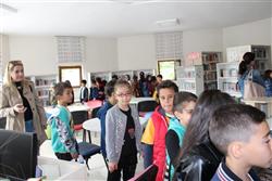 10.05.2018 tarihinde Mustafa Yazar İlkokulu öğretmen ve öğrencileri için kütüphanemizde oryantasyon çalışması yapılmıştır (2).JPG