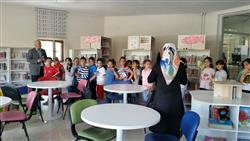 14.05.2018 tarihinde Arif Eminoğlu İlkokulu öğretmen ve öğrencileri için kütüphanemizde oryantasyon çalışması yapılmıştır (4).jpeg