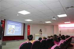 04.06.2018 tarihinde Osman Zeki Yücesan İlkokulu öğretmen ve öğrencileri için kütüphanemizde oryantasyon çalışması yapılmıştır (6).JPG
