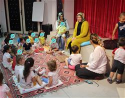 11.07.2018 tarihinde gönüllümüz Fatma Hanım ile 3-6 yaş grubu için Okuma ve Sanat Atölyesini gerçekleştirdik.  (2).jpg