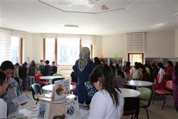 05.04.2019 tarihinde Bülent Altop İlkokulu öğretmen ve öğrencileri için kütüphanemizde oryantasyon çalışması yapıldı (3).JPG