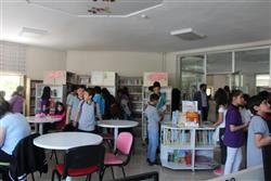 15.05.2019 tarihinde Mehmet Bukem Samtaş Ortaokulu öğretmen ve öğrencileri için kütüphanemizde oryantasyon çalışması yapıldı (3).jpg